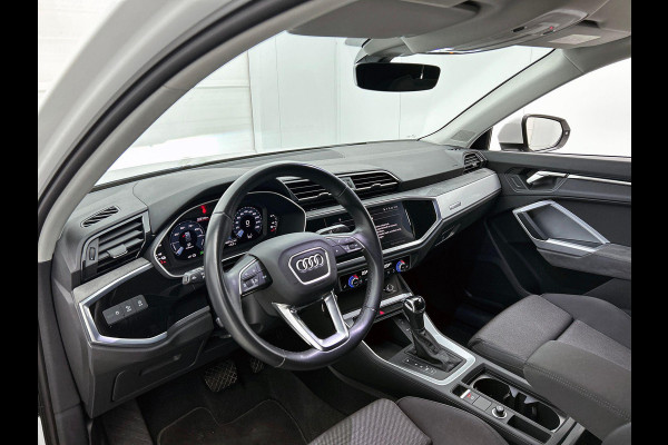 Audi Q3 45 TFSI e Edition CARPLAY | EL-ACHTERKLEP | AD-CRUISE