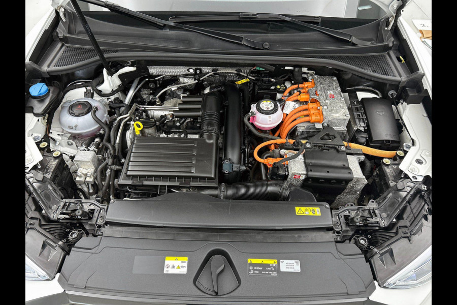 Audi Q3 45 TFSI e Edition CARPLAY | EL-ACHTERKLEP | AD-CRUISE