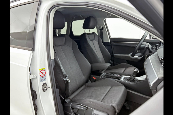 Audi Q3 45 TFSI e Edition CARPLAY | EL-ACHTERKLEP | AD-CRUISE