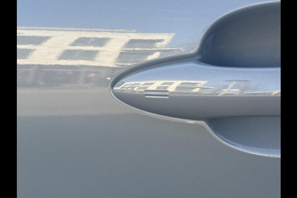 Toyota Corolla Cross 1.8 Hybrid Style | Dynamic, Elektrische achterklep, 18 inch, Keyless, Privacy glass