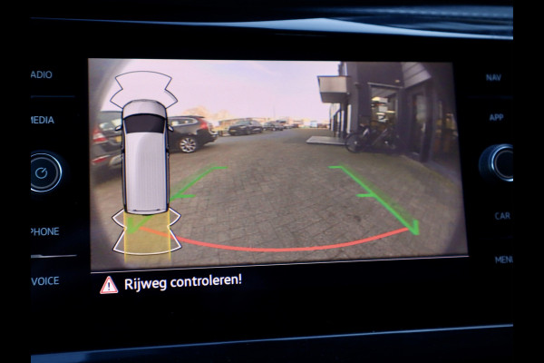 Volkswagen Transporter 2.0 TDI 150PK DSG LANG 2X SCHUIFDEUR