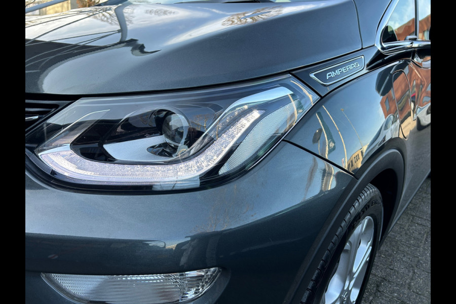 Opel Ampera-E Business 60 kWh 100% SOH Apple Carplay BTW Auto Dealer Onderhouden Rijklaarprijs!