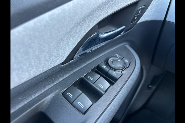 Opel Ampera-E Business 60 kWh 100% SOH Apple Carplay BTW Auto Dealer Onderhouden Rijklaarprijs!