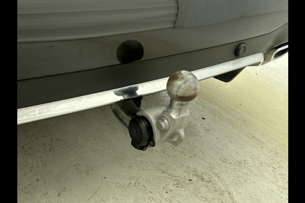 Mercedes-Benz E-Klasse Estate 300 e Hybride Business Solution AMG / Trekhaak / Leder / Wide screen / Navigatie /