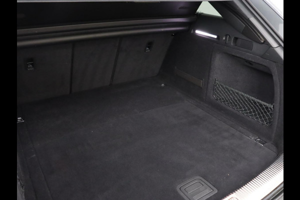 Audi A4 35 TFSI S edition Competion | Origineel NL | Trekhaak | Sfeerverlichting | Virtual Cockpit | Carplay | Sportstoelen | Half leder | Full LED | Navigatie | Parkeerhulp | Cruise control | S Line