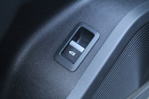 Audi Q5 2.0 TFSI 252pk quattro Sport S Line Black Edition Panoramadak Clima Cruise Navi Camera B&O Leder LMV