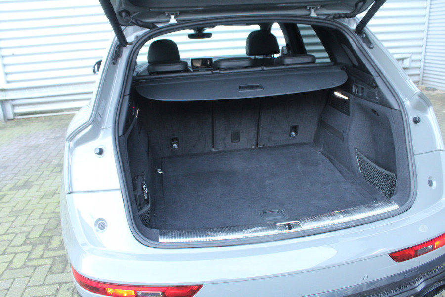 Audi Q5 2.0 TFSI 252pk quattro Sport S Line Black Edition Panoramadak Clima Cruise Navi Camera B&O Leder LMV