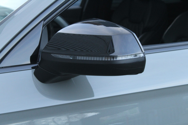 Audi Q5 2.0 TFSI 252pk quattro Sport S Line Black Edition Panoramadak Clima Cruise Navi Camera B&O Leder LMV