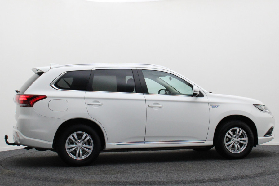 Mitsubishi Outlander 2.4 PHEV Pure