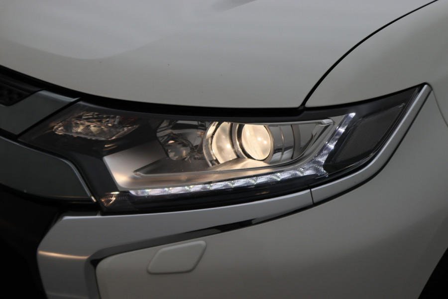 Mitsubishi Outlander 2.4 PHEV Pure