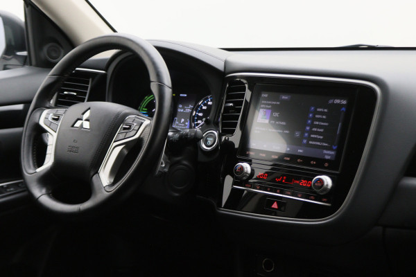 Mitsubishi Outlander 2.4 PHEV Pure