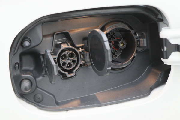 Mitsubishi Outlander 2.4 PHEV Pure