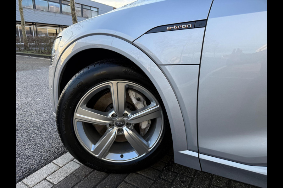 Audi e-tron Sportback 55 Quattro S edition 95 kWh LEER/PANO