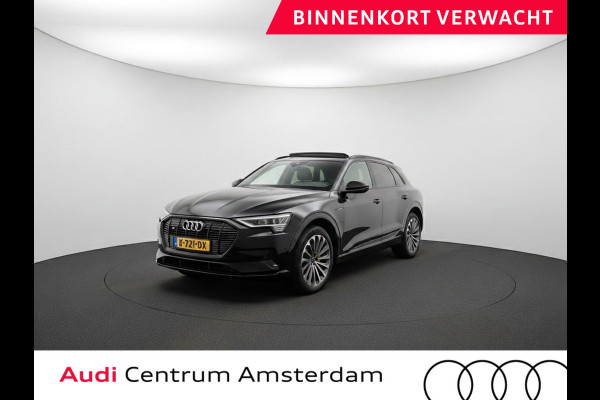 Audi e-tron 55 quattro Business edition Plus 95 kWh 408 pk | Navigatie | Panoramadak | Trekhaak (afneembaar) | Parkeersensoren | Achteruitrijcamera | Lichtmetalen velgen 21" | Stoelverwarming |