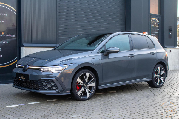 Volkswagen Golf 1.4 eHybrid GTE PANO IQ LIGHTS CAMERA ACC