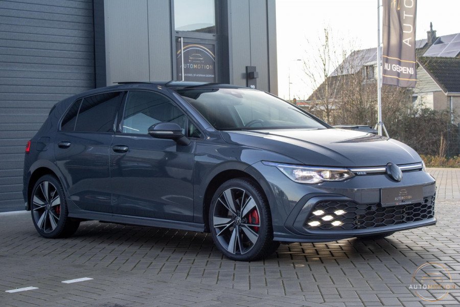 Volkswagen Golf 1.4 eHybrid GTE PANO IQ LIGHTS CAMERA ACC