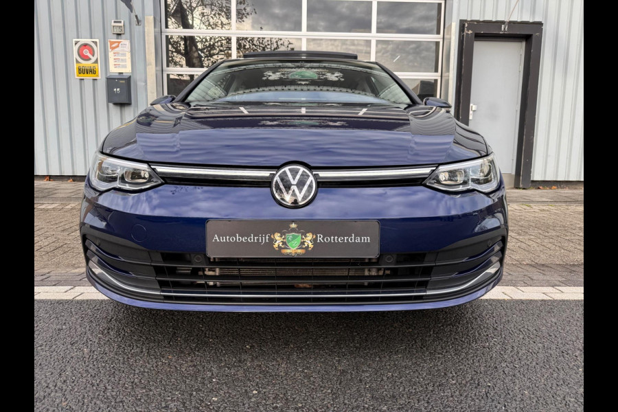 Volkswagen Golf 1.5 eTSI Style LED/LMV17/PDC/NAVI/VIRTU/PANO