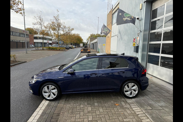 Volkswagen Golf 1.5 eTSI Style LED/LMV17/PDC/NAVI/VIRTU/PANO