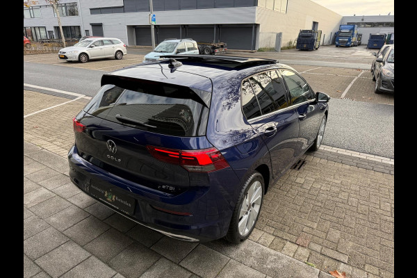 Volkswagen Golf 1.5 eTSI Style LED/LMV17/PDC/NAVI/VIRTU/PANO