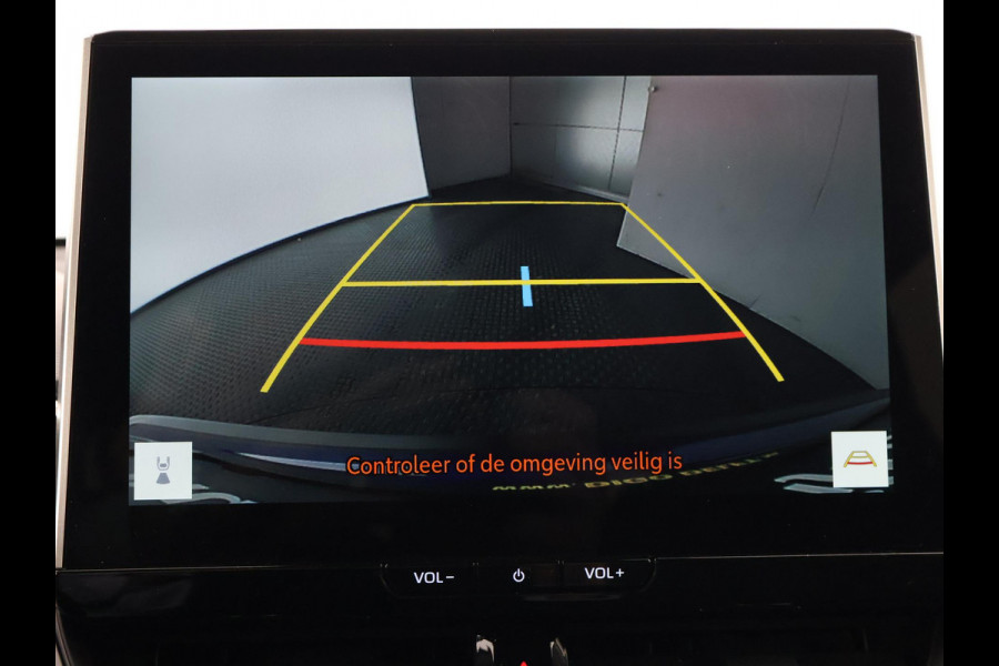 Toyota Corolla Cross Hybrid 140 Style Bi-Tone | Stuur-/ & Stoelverwarming | Parkeersensoren | Dodehoek detectie | Elektrische kofferbak