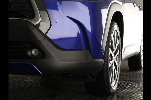 Toyota Corolla Cross Hybrid 140 Style Bi-Tone | Stuur-/ & Stoelverwarming | Parkeersensoren | Dodehoek detectie | Elektrische kofferbak