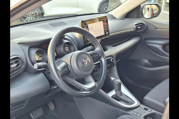 Toyota Yaris 1.5 Hybrid Dynamic Plus | Stoelverwarming, Keyless, Startknop, Apple CarPlay/Android Auto, Parkeercamera