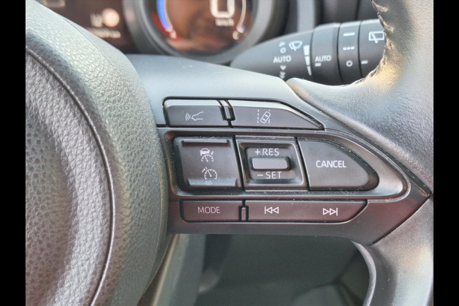 Toyota Yaris 1.5 Hybrid Dynamic Plus | Stoelverwarming, Keyless, Startknop, Apple CarPlay/Android Auto, Parkeercamera
