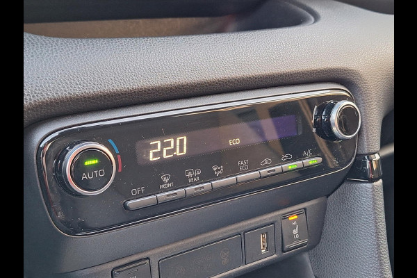 Toyota Yaris 1.5 Hybrid Dynamic Plus | Stoelverwarming, Keyless, Startknop, Apple CarPlay/Android Auto, Parkeercamera