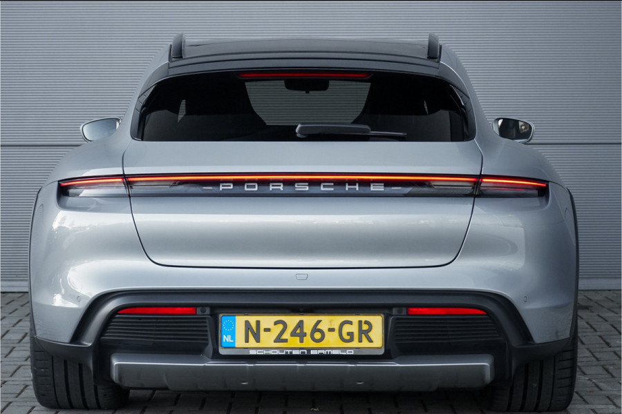 Porsche Taycan Cross Turismo 4 93 kWh Pano Luchtvering PASM Bose