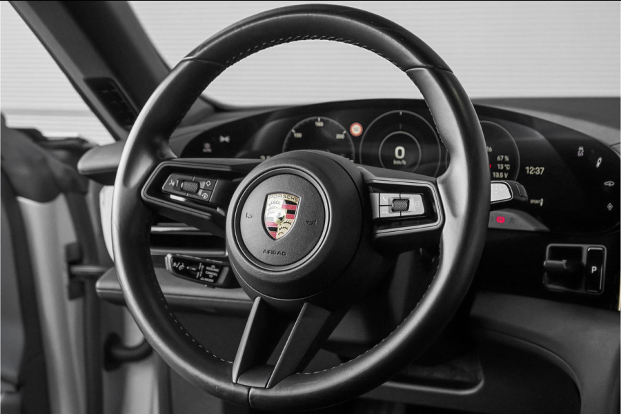 Porsche Taycan Cross Turismo 4 93 kWh Pano Luchtvering PASM Bose