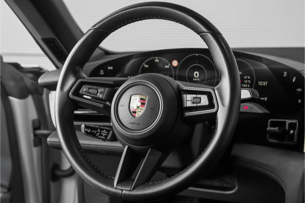 Porsche Taycan Cross Turismo 4 93 kWh Pano Luchtvering PASM Bose