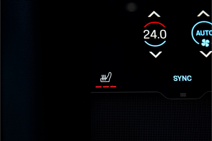 Porsche Taycan Cross Turismo 4 93 kWh Pano Luchtvering PASM Bose