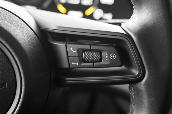 Porsche Taycan Cross Turismo 4 93 kWh Pano Luchtvering PASM Bose