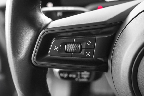 Porsche Taycan Cross Turismo 4 93 kWh Pano Luchtvering PASM Bose