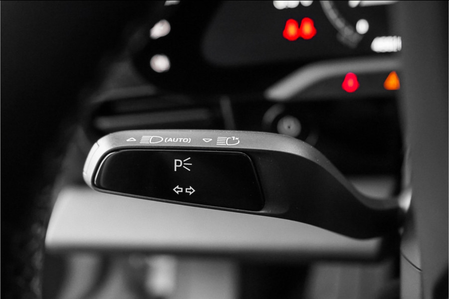 Porsche Taycan Cross Turismo 4 93 kWh Pano Luchtvering PASM Bose