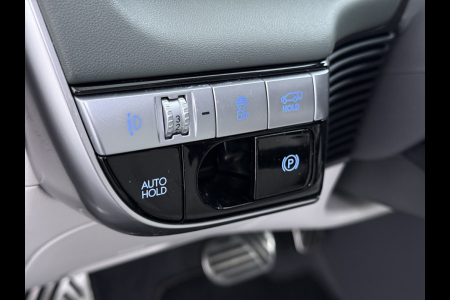Hyundai IONIQ 5 58 kWh SOH 100% Leer 19"lm Camera Connect+ Warmtepomp Elektr.Stoelen+Stuur-Verwarmd Adaptive-Cruise- Head-up display Bose-HiFi N LED-v/a Blindspot Dodehoekass Grootlicht-assistent Subwoofer Ecall 800V Systeem V2L ondersteuning (3,6kw)