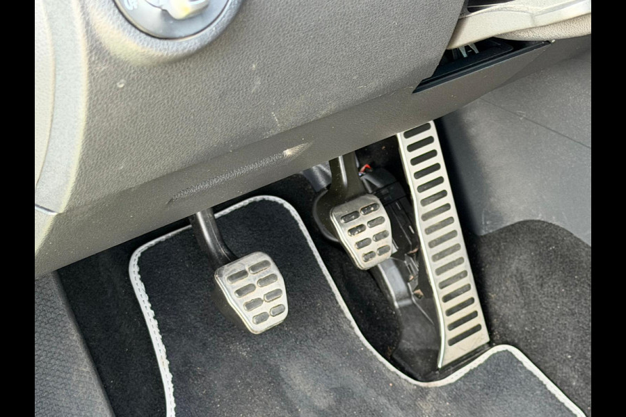 Volkswagen Caddy 1.4 TSI Highline / TREKHAAK / LED / NAVI / STOELVERW. ACC