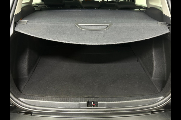 Renault Clio Estate Occasion 0.9 TCe Limited | Zwart | Tweedehands Renault Clio | Cruisecontrol | Airco | Carplay audio