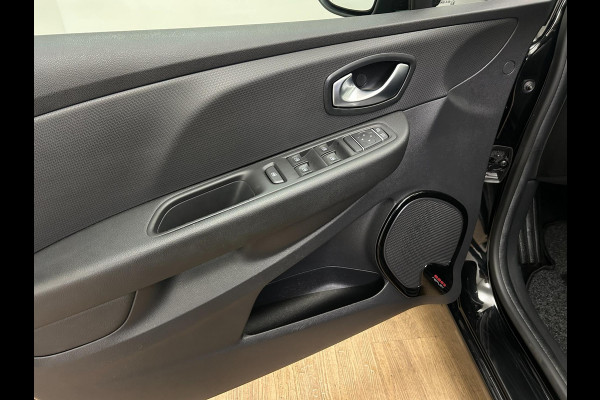Renault Clio Estate Occasion 0.9 TCe Limited | Zwart | Tweedehands Renault Clio | Cruisecontrol | Airco | Carplay audio