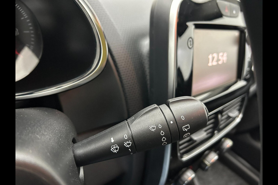 Renault Clio Estate Occasion 0.9 TCe Limited | Zwart | Tweedehands Renault Clio | Cruisecontrol | Airco | Carplay audio