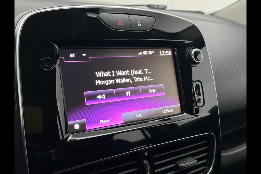 Renault Clio Estate Occasion 0.9 TCe Limited | Zwart | Tweedehands Renault Clio | Cruisecontrol | Airco | Carplay audio