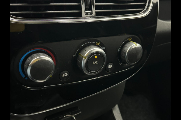 Renault Clio Estate Occasion 0.9 TCe Limited | Zwart | Tweedehands Renault Clio | Cruisecontrol | Airco | Carplay audio