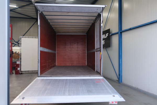 MAN TGE 50 2.0 Extra Lang DL - Electrische laadklep, Zijdeur, TREKHAAK, Camera.