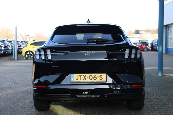 Ford Mustang Mach-E Extended Premium AWD 98 kWh | Panoramadak | Technology Pack + | 1.500kg Trekgewicht
