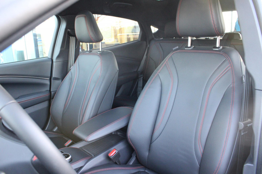 Ford Mustang Mach-E Extended Premium AWD 98 kWh | Panoramadak | Technology Pack + | 1.500kg Trekgewicht