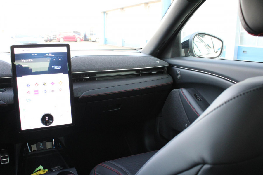 Ford Mustang Mach-E Extended Premium AWD 98 kWh | Panoramadak | Technology Pack + | 1.500kg Trekgewicht