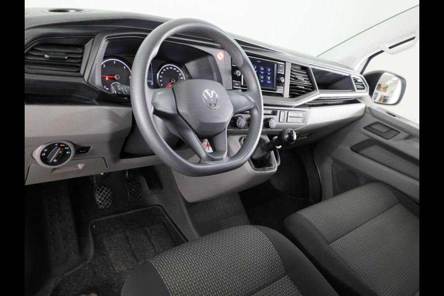 Volkswagen Transporter 2.0 TDI L2H1 28 Comfortline 110 pk | Verlengde garantie | Navigatie via App | Parkeersensoren achter | Cruise control |
