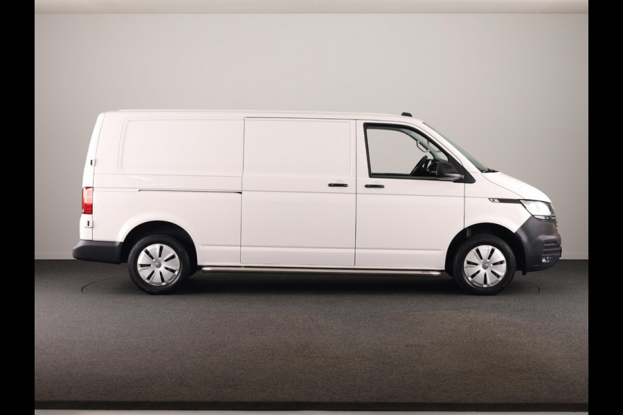 Volkswagen Transporter 2.0 TDI L2H1 28 Comfortline 110 pk | Verlengde garantie | Navigatie via App | Parkeersensoren achter | Cruise control |