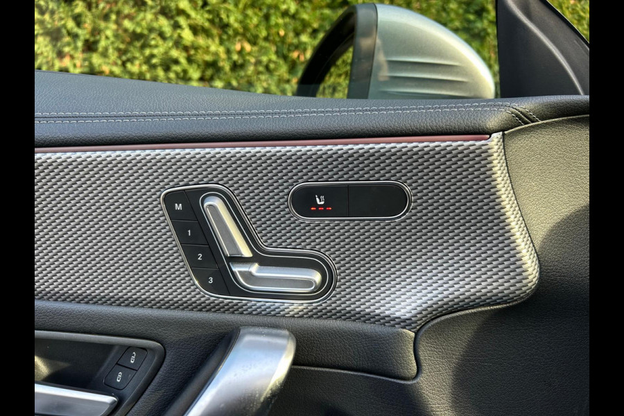 Mercedes-Benz CLA-Klasse 220 4MATIC PremiumPlus Panodak AmbientLight !!NIEUWBINNEN!!