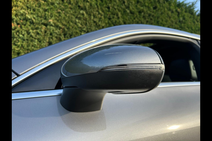 Mercedes-Benz CLA-Klasse 220 4MATIC PremiumPlus Panodak AmbientLight !!NIEUWBINNEN!!